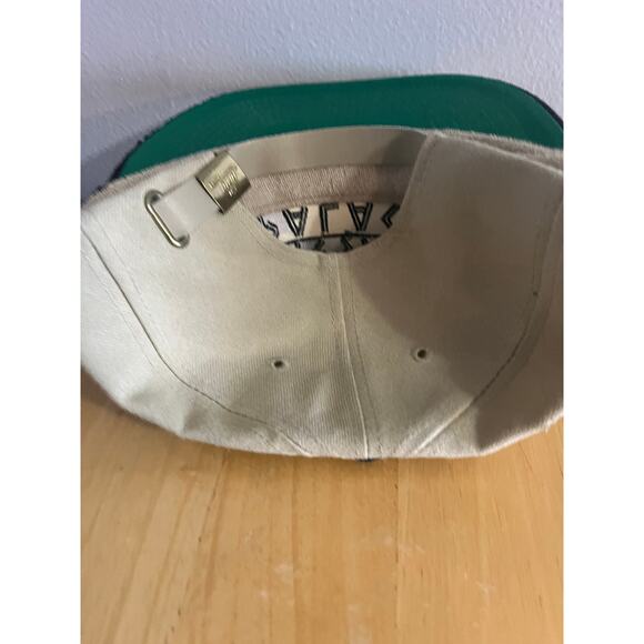 NOS Caesars Palace Las Vegas adjustable hat - Picture 3 of 4